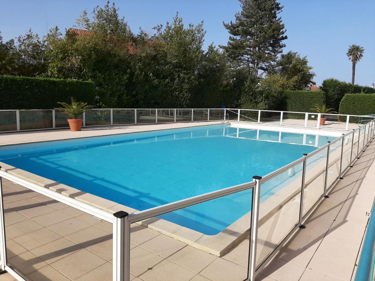 Appartement A Ciboure Avec Terrasse, Piscine Chauffee Et Parking - Ideal Golf Et Plage - Fr-1-239-551 Экстерьер фото