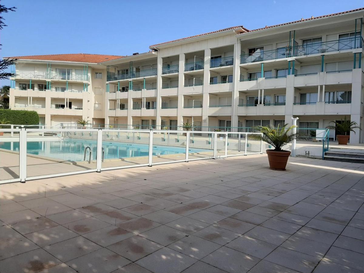 Appartement A Ciboure Avec Terrasse, Piscine Chauffee Et Parking - Ideal Golf Et Plage - Fr-1-239-551 Экстерьер фото